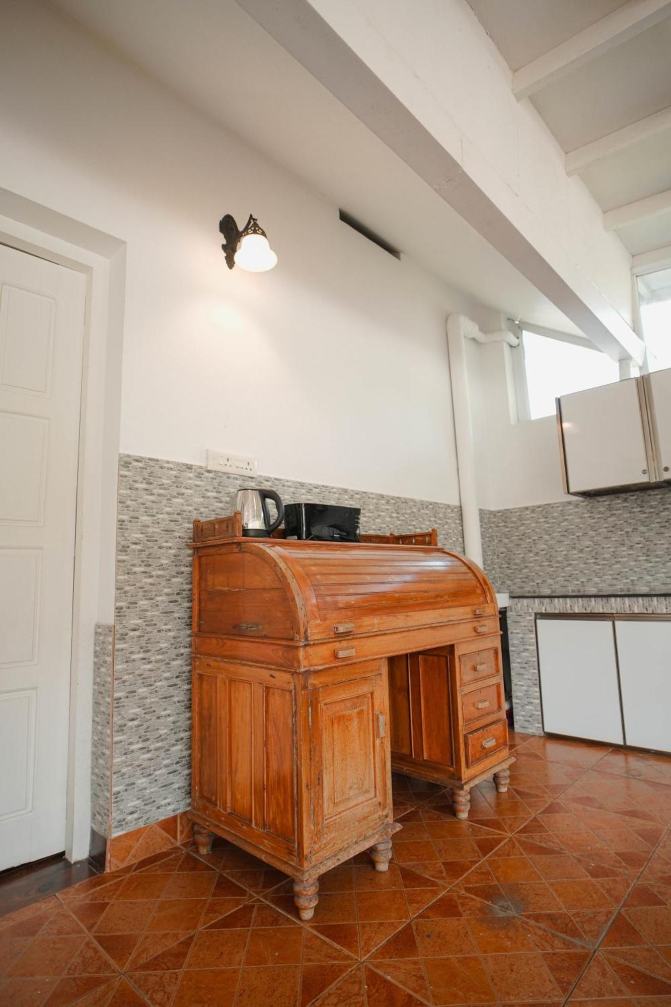 Hermas Villa ビサーリー エクステリア 写真